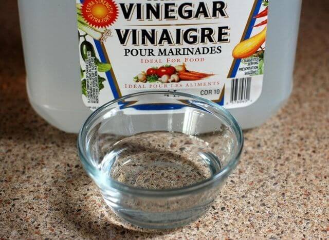 Use vinegar for fridge cleaning