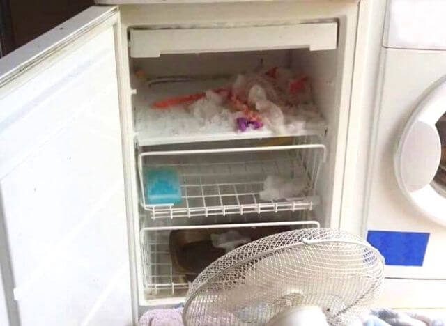 Use a fan to defrost the fridge