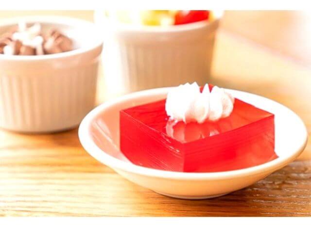 Jello may contain artificial colors