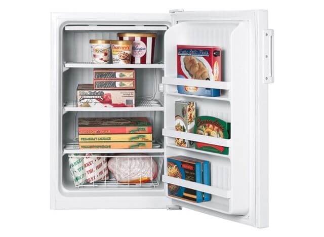 Upright freezer 