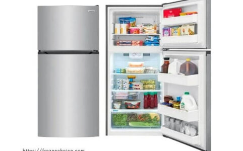 How is heat transferred in a fridge