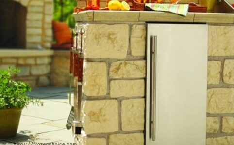 Outdoor Commercial Ice Maker