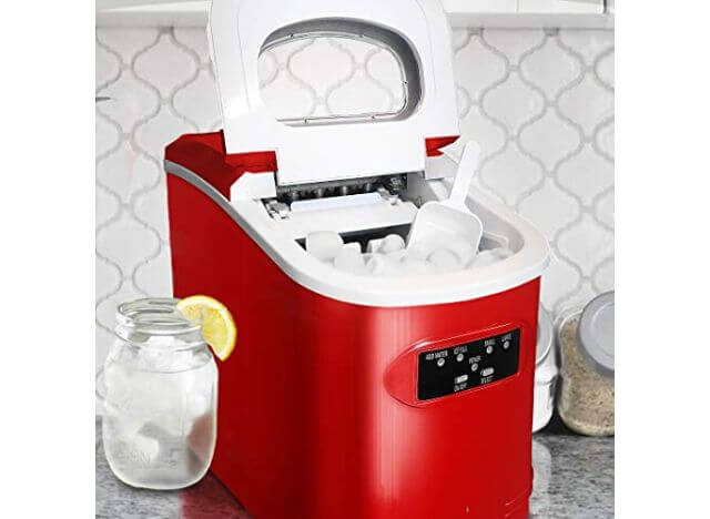 A portable ice maker can work without a water line 