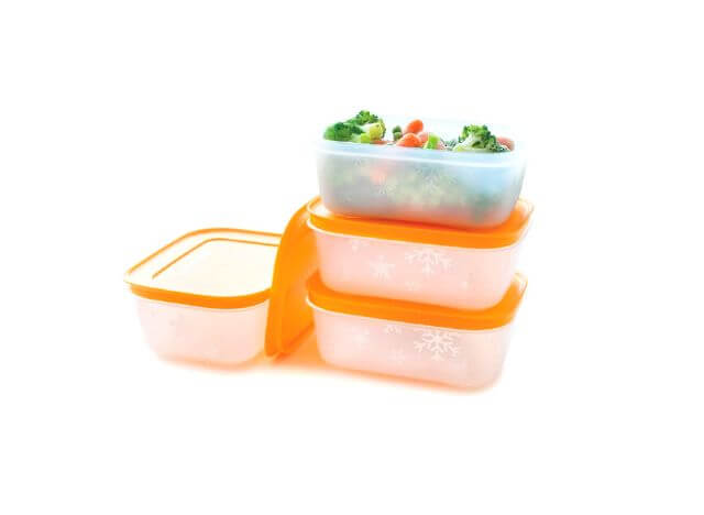 Don't forget to take note of the Tupperware box